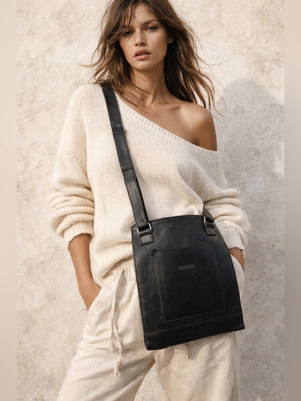 M0851 Black Leather Crossbody Bag Minimalist Canadian Fashion